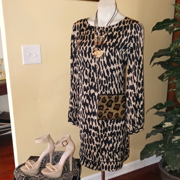 LOFT Dresses & Skirts - Ann Taylor Loft Animal Print Shift Dress sz. 14